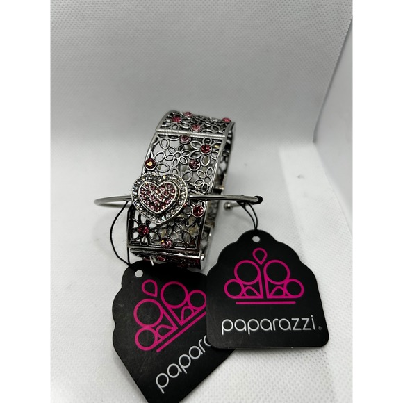 Pink Rhinestone and Silver Tone Heart Bangle Bracelet Jewelry Set - Picture 2 of 5